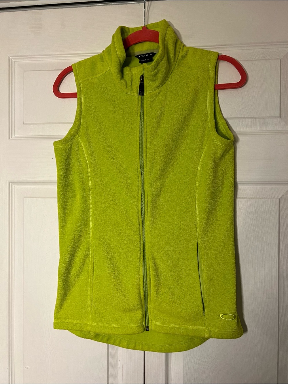 Oakley Women's Lime Green Fleece Vest Sleeveless Zip Front size s outdoor